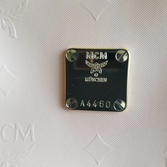 MCM crossbody bag. - Picture 4 of 14